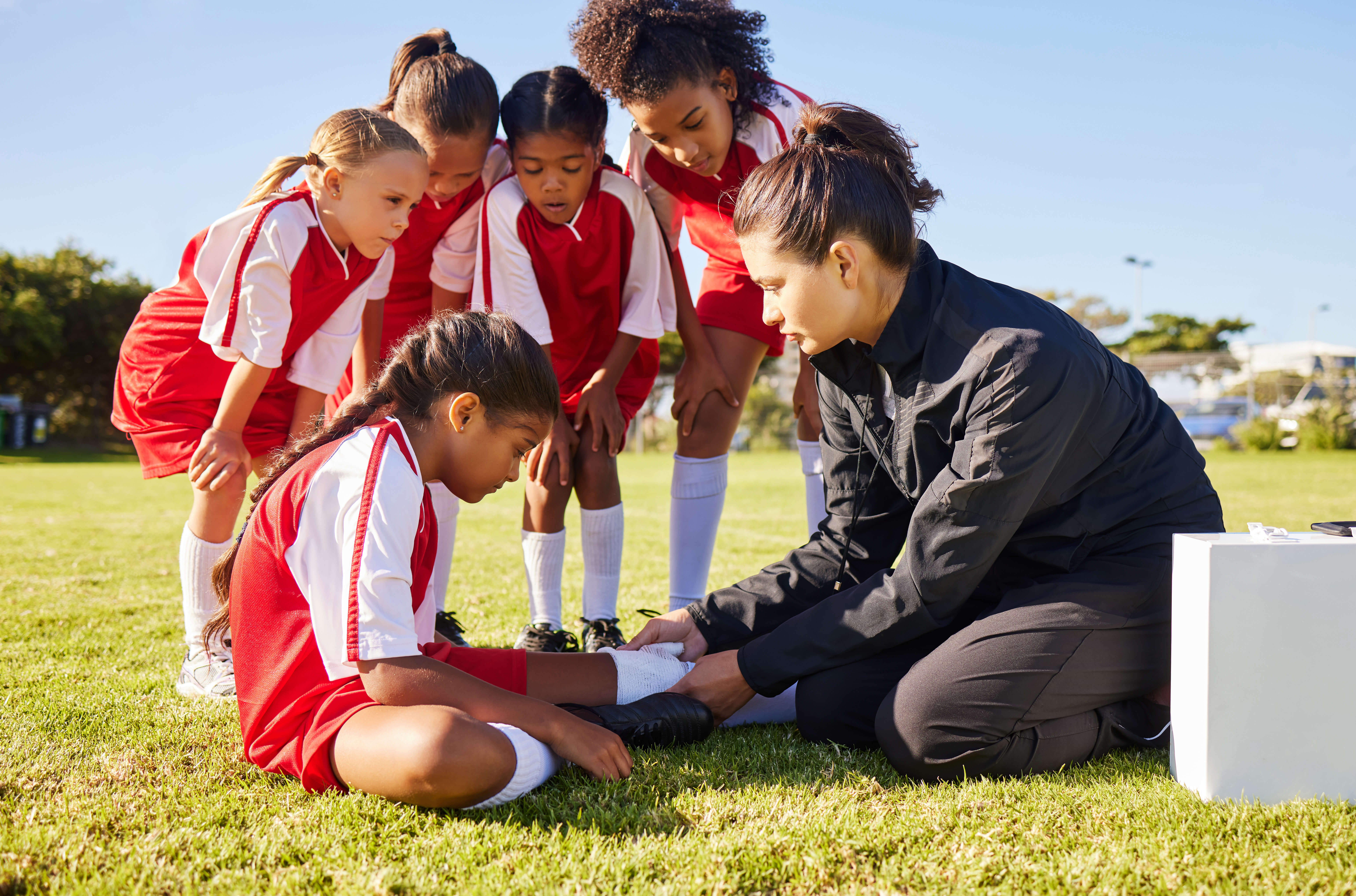 How to Handle Common Sports Injuries