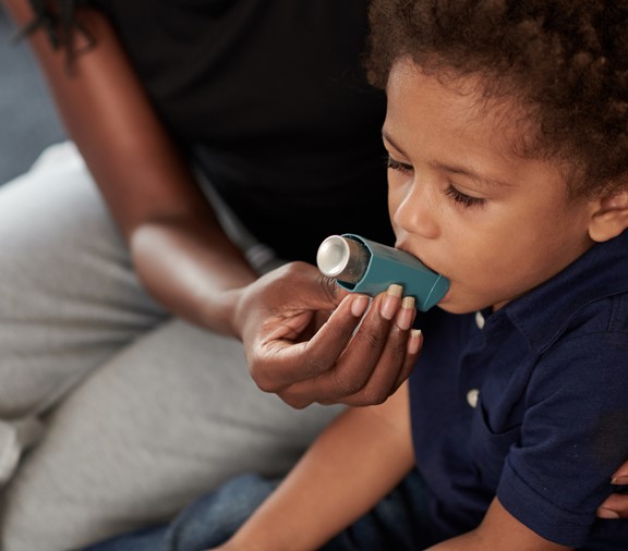 Nine Tips for Managing Asthma at School Post Header Image