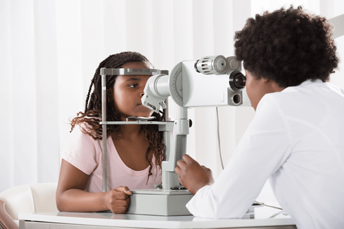 patient have an eye exam